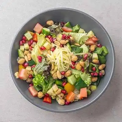 Raw Mango & Chickpeas Salad With Pomegranate, Peanut and Sev